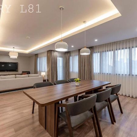 Angia Luxury Apartment Inside Landmark 81 Tower Хошимин Екстериор снимка